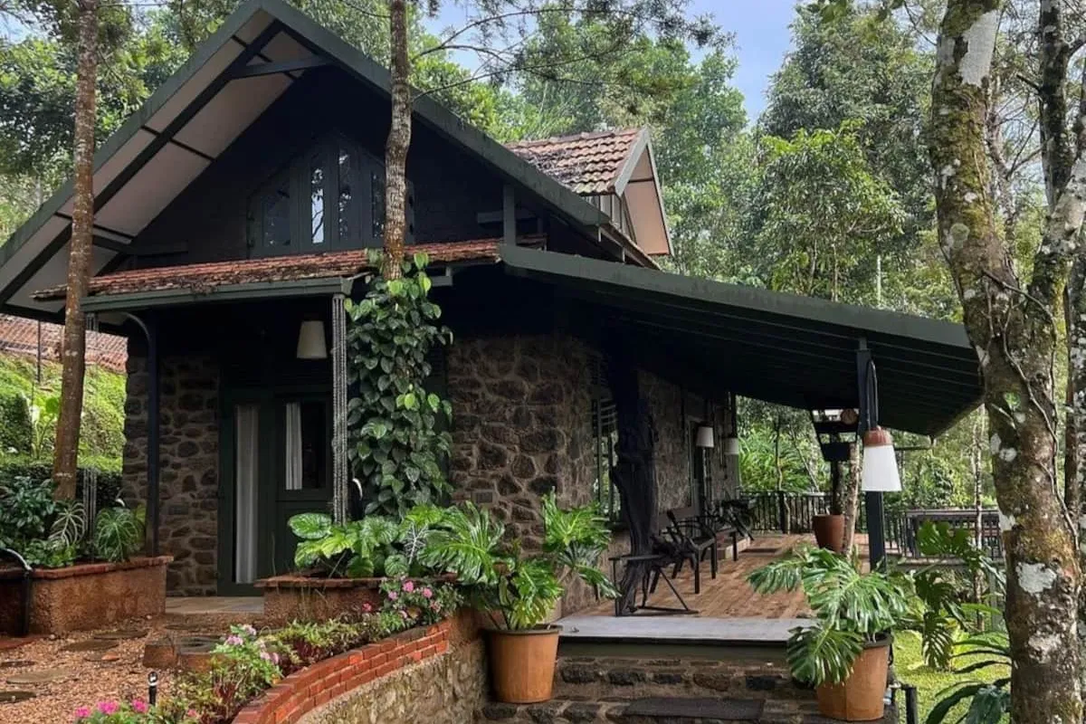 2 BHK farmhouse near Munnar
