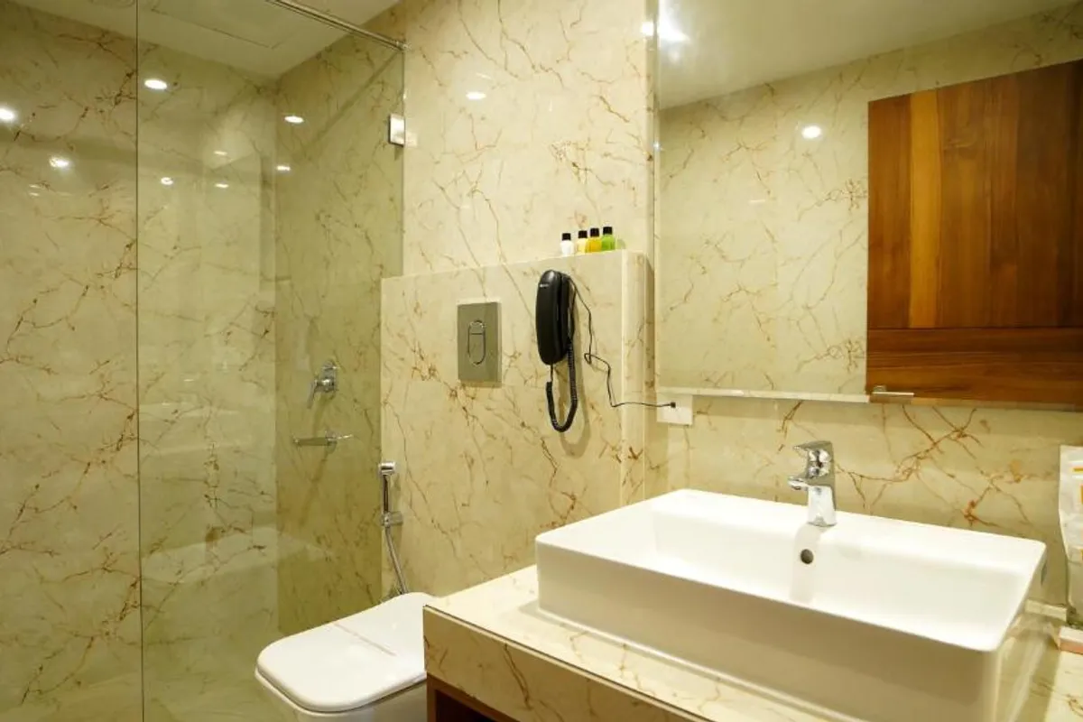 Hotels with private bathtubs in Digha, India