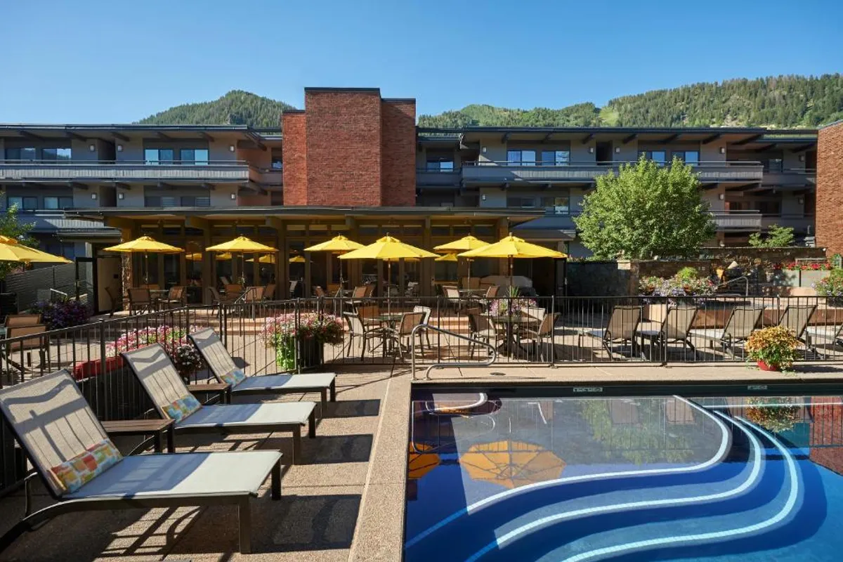 Aspen Square Condominium Hotel - Hotel with Bathtub in Aspen