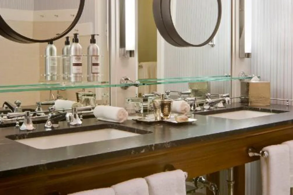 Hotel Jerome, Auberge Resorts Collection, Aspen - Hotel with Bathtub in Aspen