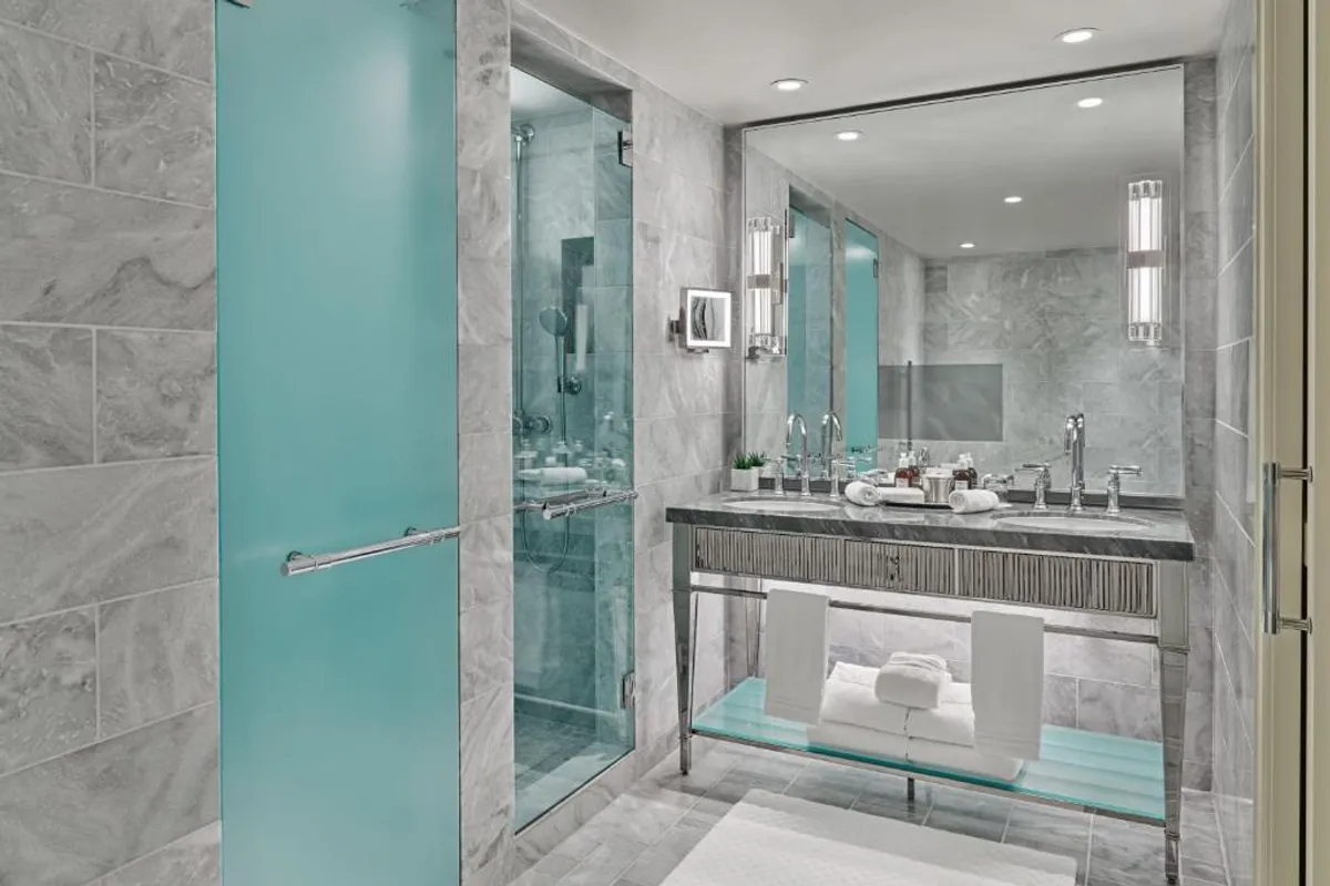 The St. Regis Aspen Resort - Hotel with Bathtub in Aspen