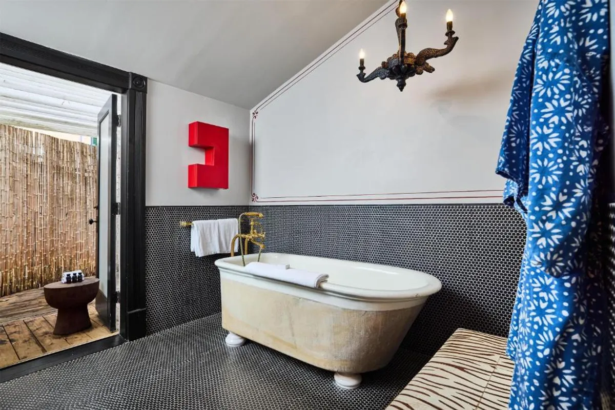 Hotel Saint Cecilia, Austin - Hotel with Bathtub in Austin