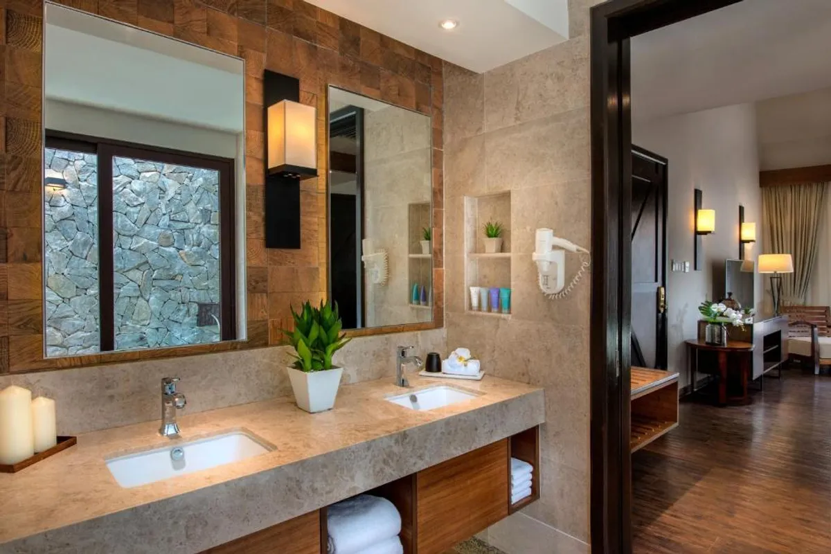 Banjara Retreat Shoja - Hotel with Bathtub in Shoja