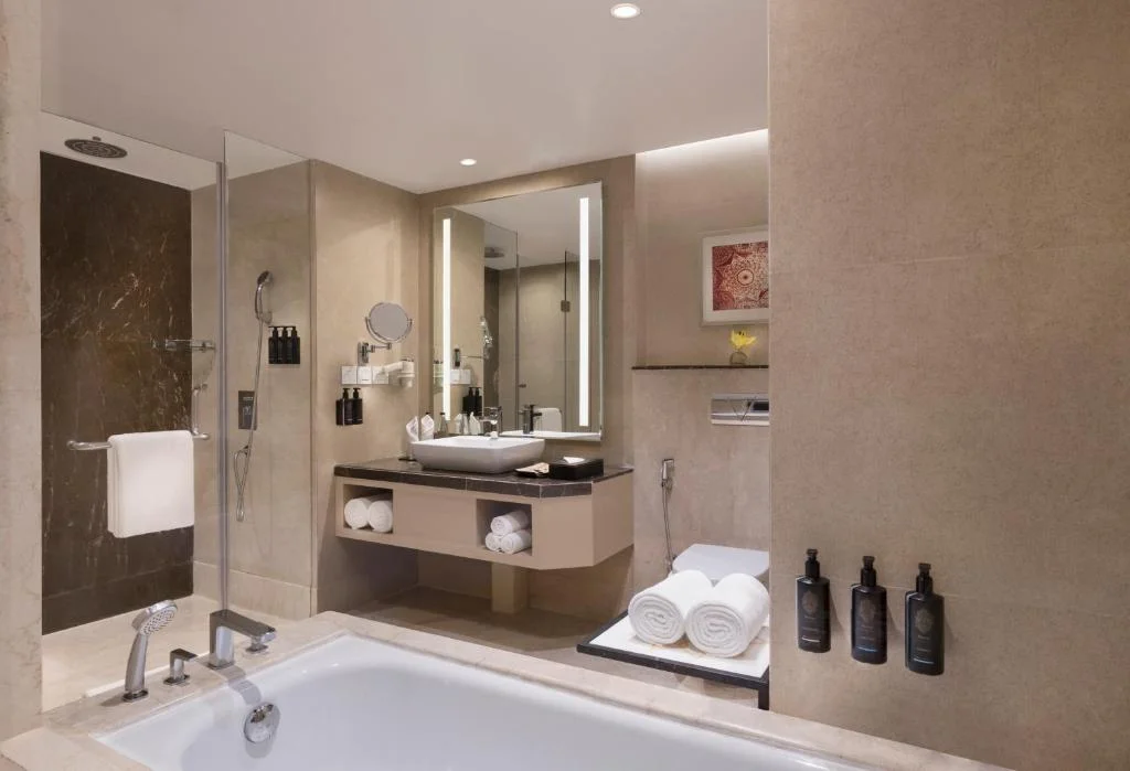 Grand Mercure Agra, Fatehabad Road - Hotel with Bathtub in Agra
