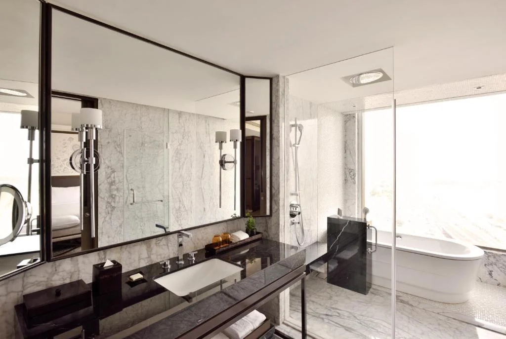 Jw Marriott Hotel - Hotel with Bathtub in Kolkata