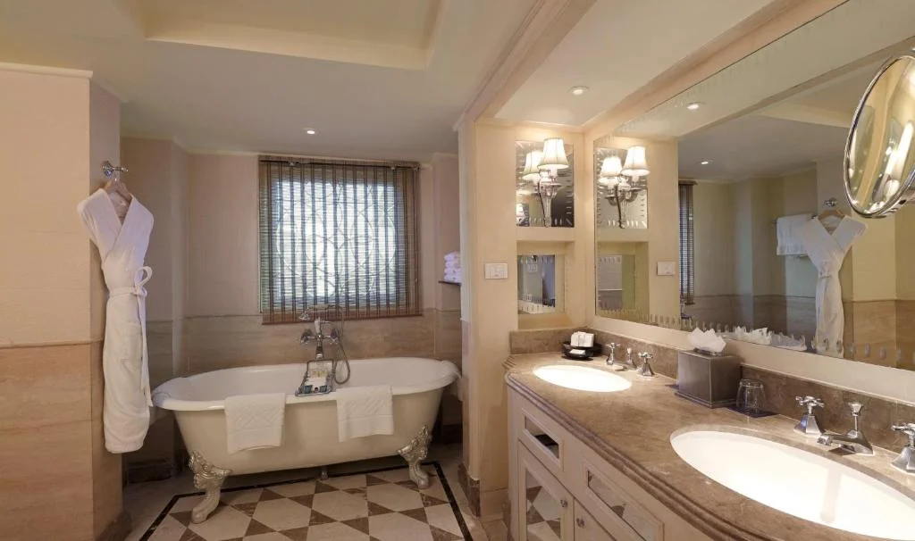 Hilton Mumbai International Airport, Andheri East - Hotel with Bathtub in Mumbai