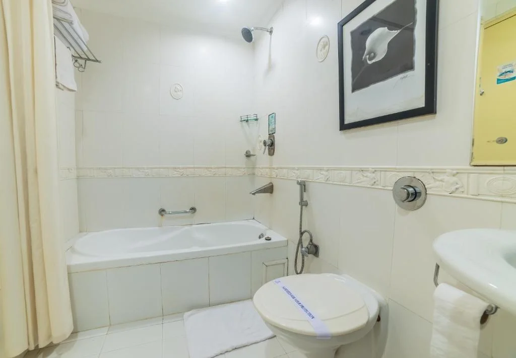 Hotel Hillock - Hotel with Bathtub in Mount Abu