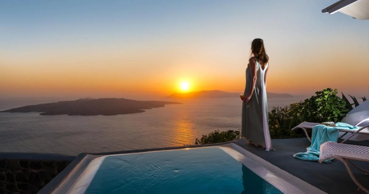 Adamant Suites with private bathtub in Santorini