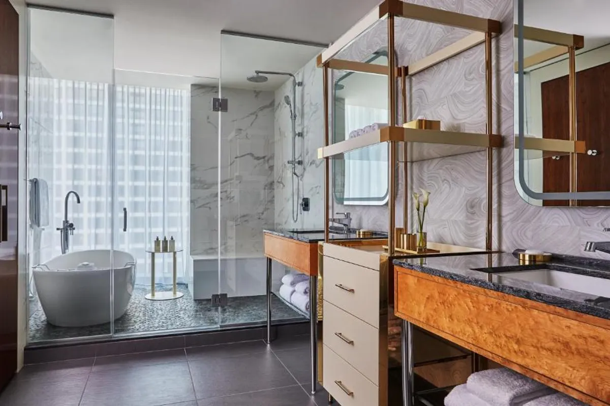 Viceroy Chicago - Hotel with Bathtub in Chicago