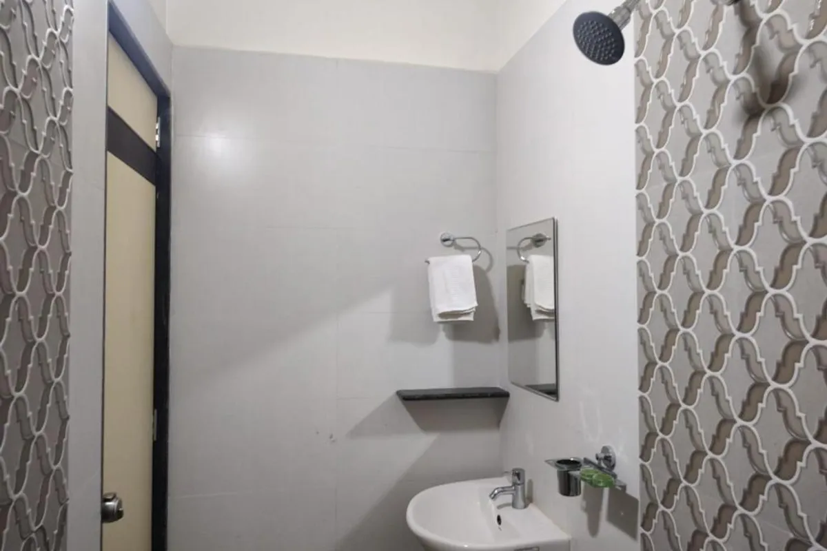 Cocorico Beach Resort Diveagar suite interior