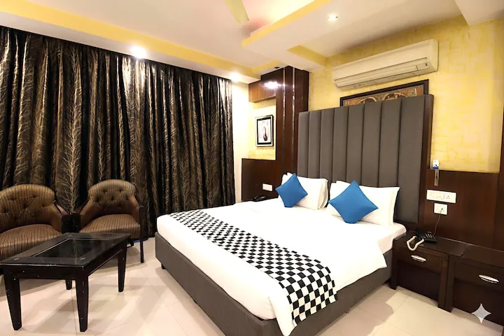 LE Cashew Paharganj Main Road Building - Hotel with Bathtub in Delhi