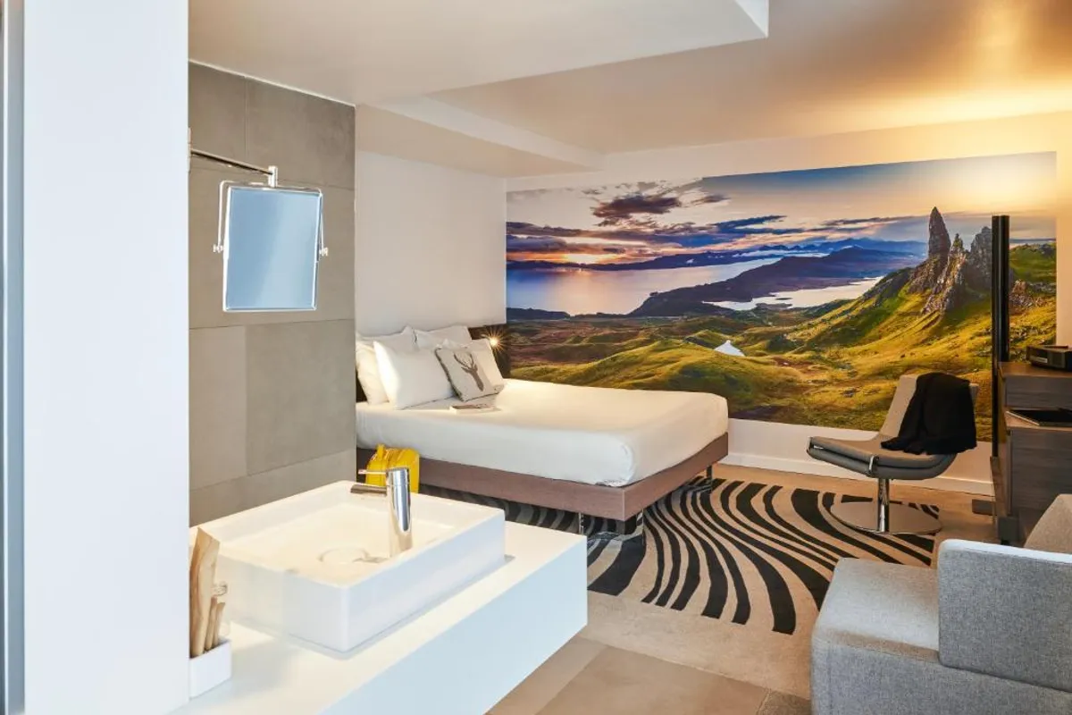 Novotel Edinburgh Centre - Hotel with Bathtub in Edinburgh