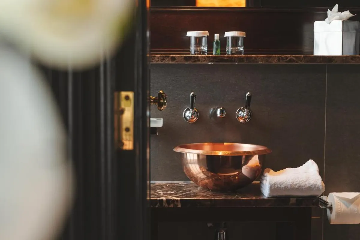 The Caledonian Edinburgh, Curio Collection by Hilton - Hotel with Bathtub in Edinburgh