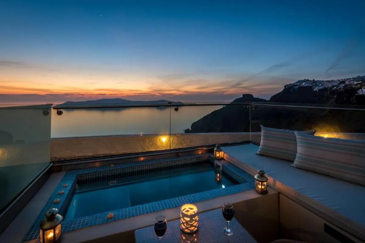 Ellinon Thea Boutique Hotel - Hotel with Bathtub in Santorini