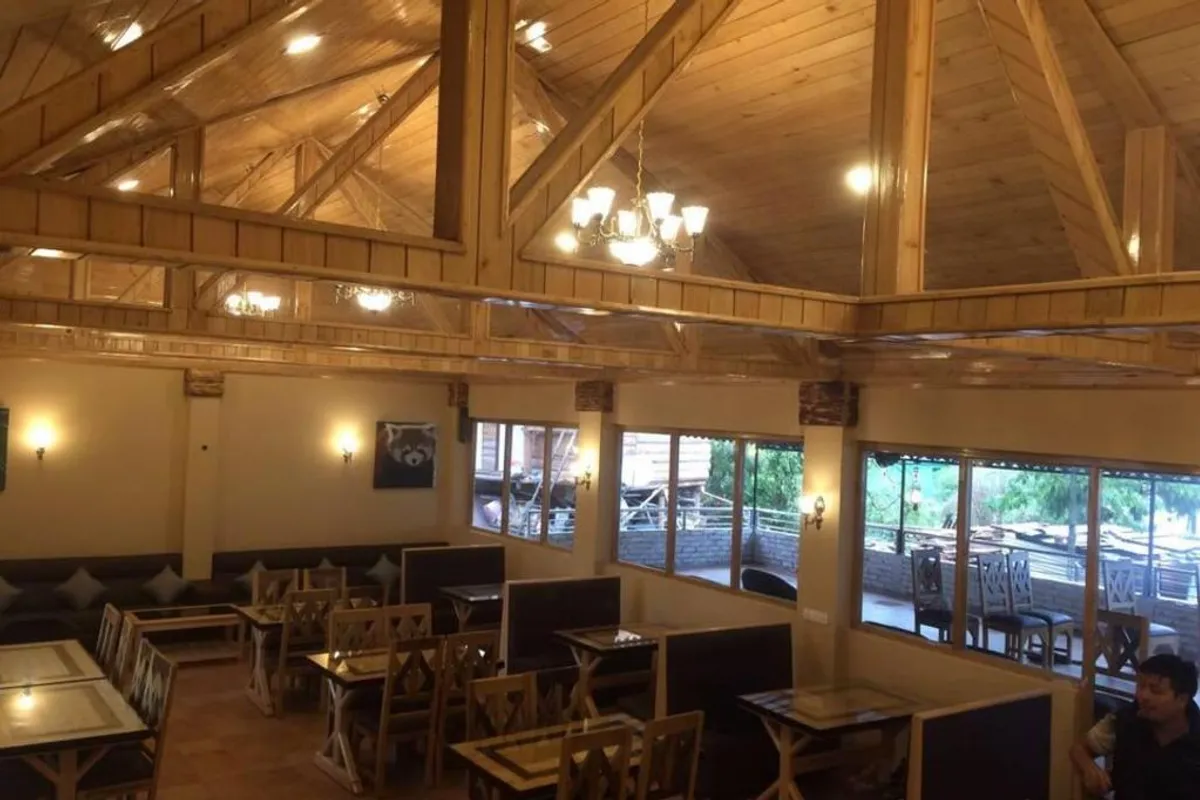 Etho Metho Luxury Hotel Lachung room view