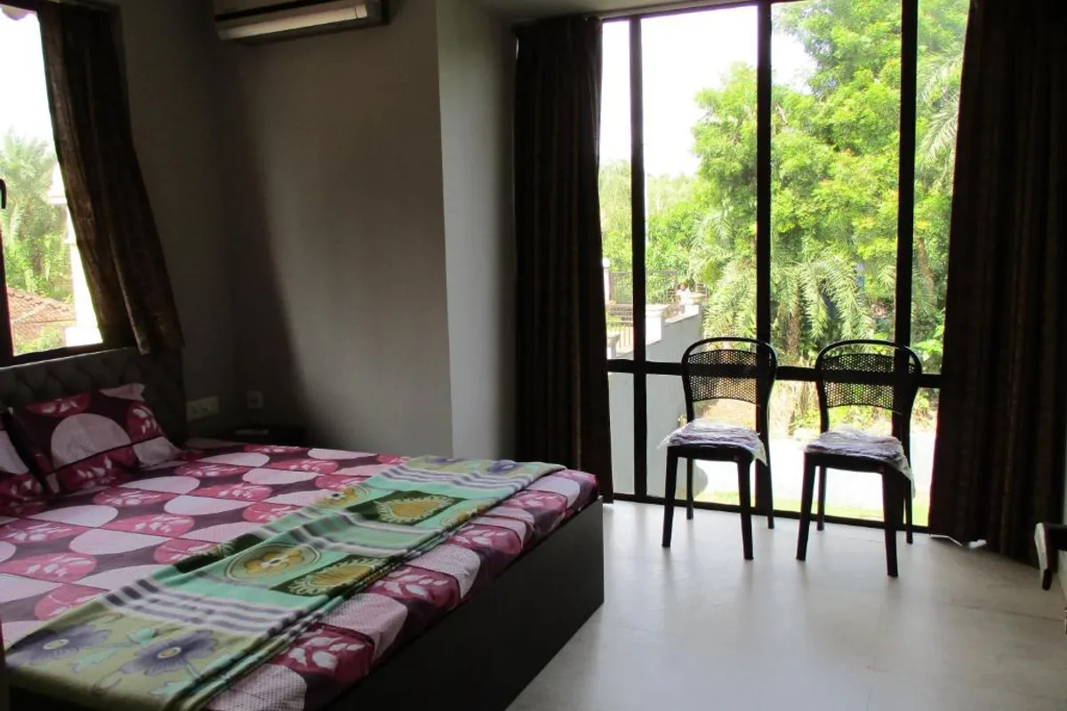 Ganga Kutir Luxury Spa Resort Raichak suite interior