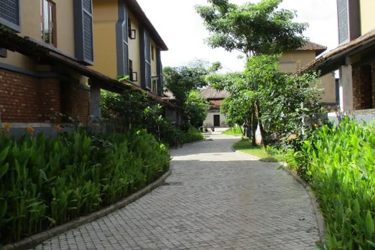 Ganga Kutir Luxury Spa Resort Raichak property and ambiance