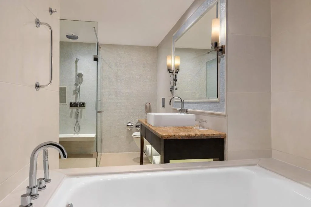 Goa Marriott Resort & Spa - Hotel with Bathtub in Goa