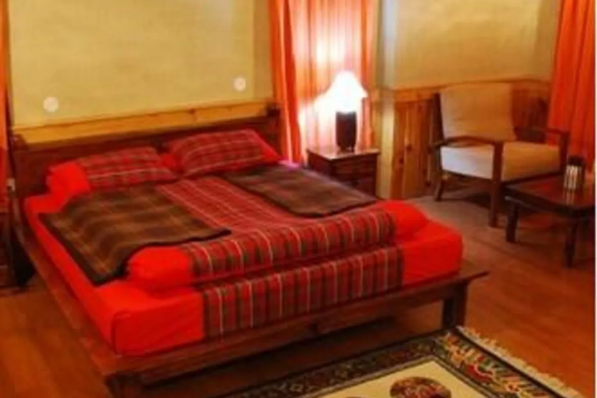 Grand Dewachen Kaza property and ambiance
