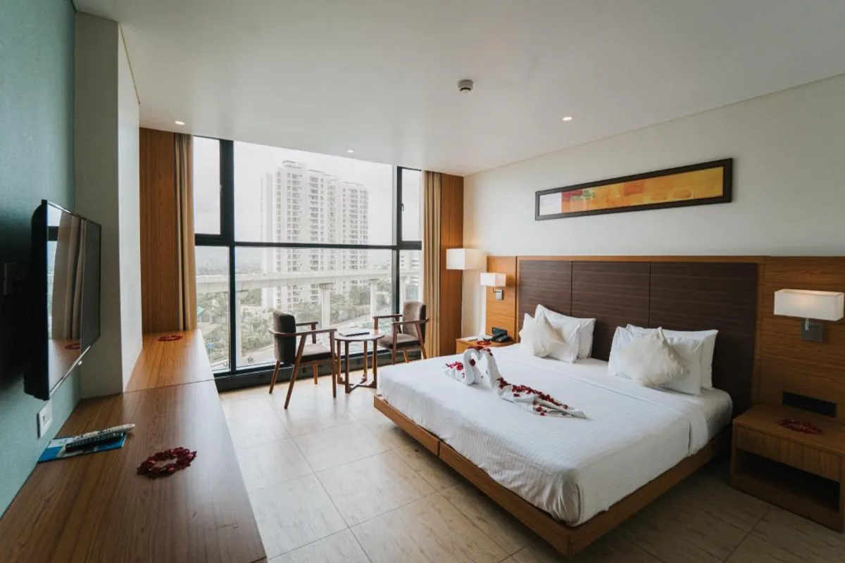 Grand Tamanna Hotel Trimbakeshwar suite interior