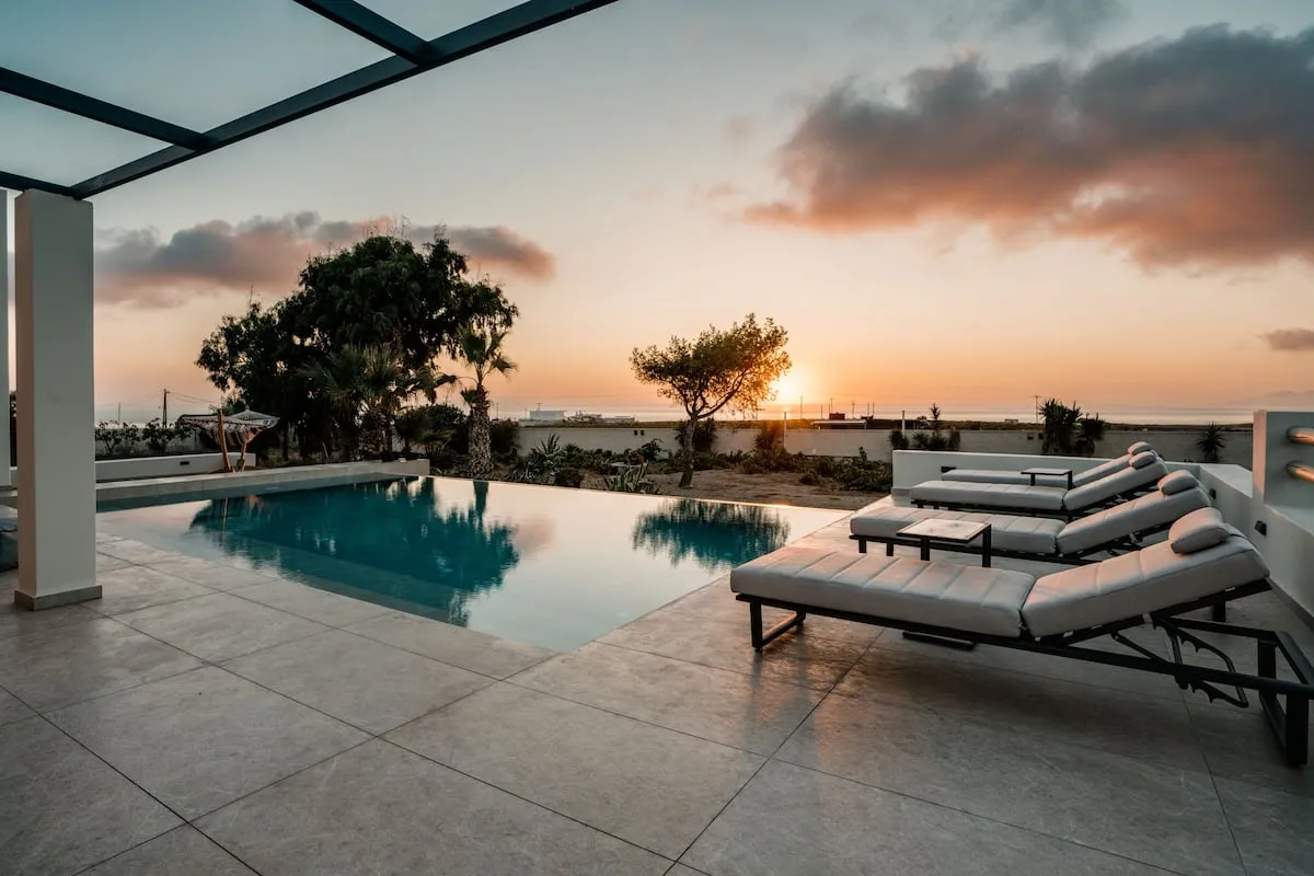 Grande private villa, 3 bedrooms, swimming pool - Hotel with Bathtub in Santorini