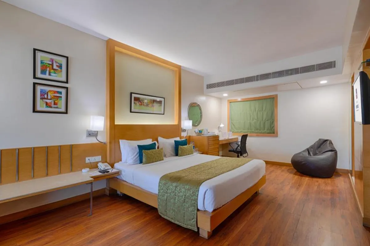 Heritage Comforts Sringeri bathroom and tub space