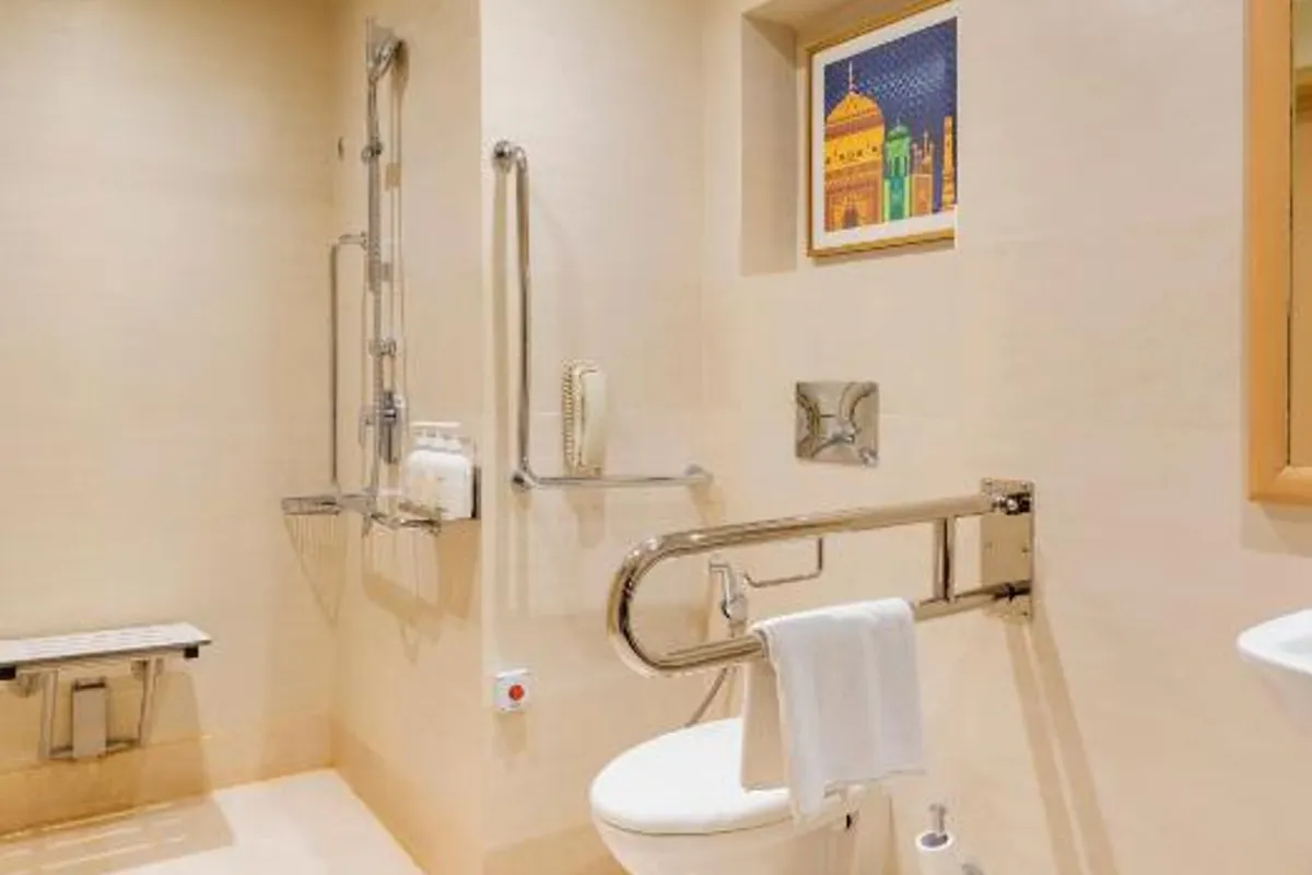 Hotels with private bathtubs in Agra, India