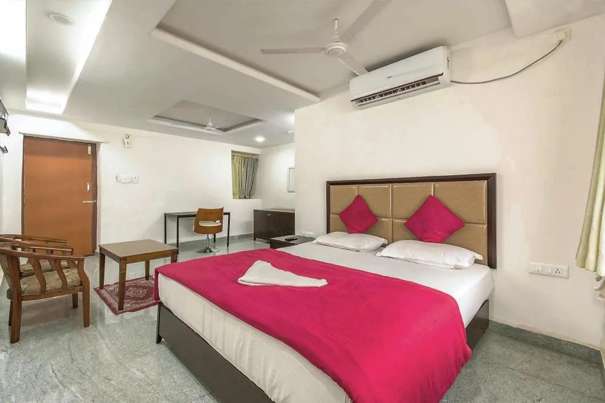 Horsley Hills Holiday Homes suite interior