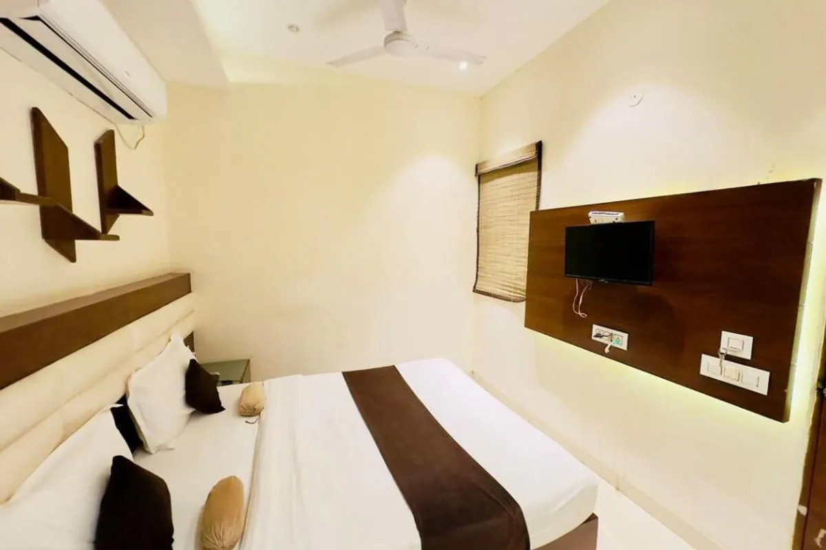 Hotel Grand Akka Mahadevi Srisailam suite interior