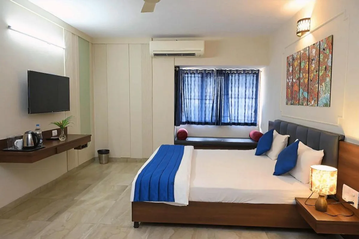 Hotel Mookambika Palace Kollur property and ambiance