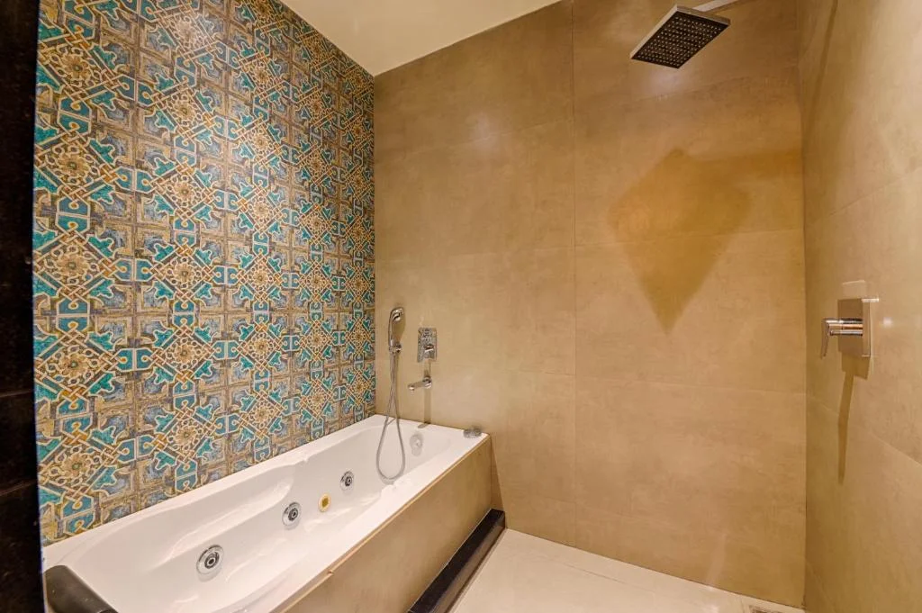 Hotel The Gulmohar Mansion Boutique Stay In - Hotel with Bathtub in Jaipur