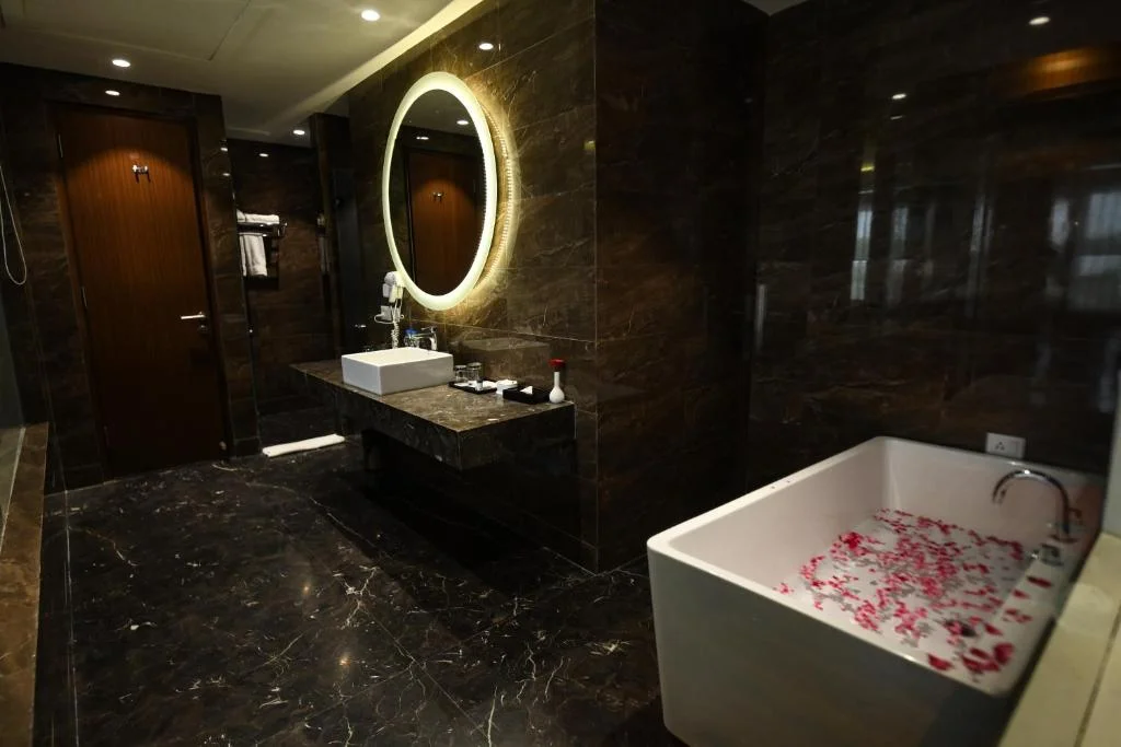Stardom Resort - Hotel with Bathtub in Jaipur