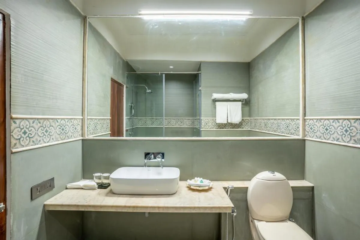 juSTa Alwarbagh Resort & Spa, Sariska suite interior