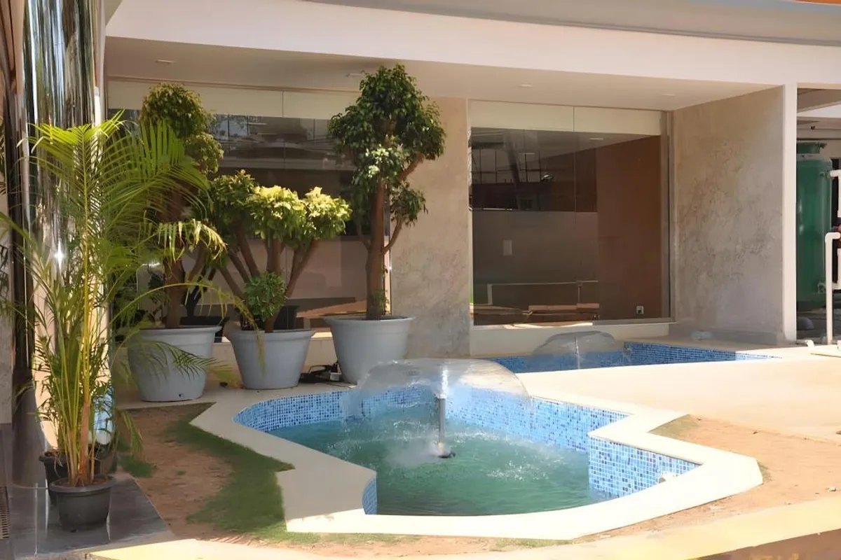 Jyothis Residency Kollur bathroom and tub space