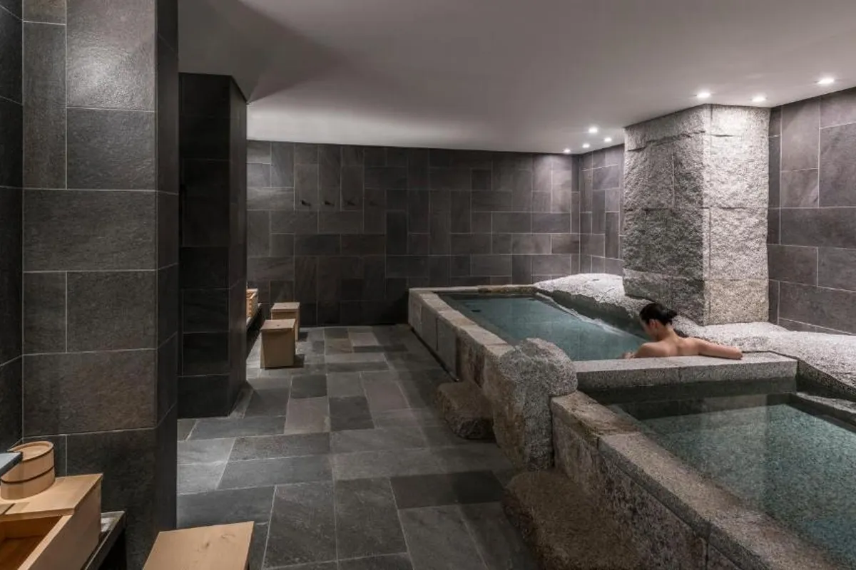 Four Seasons Hotel Kyoto - Hotel with Bathtub in Kyoto