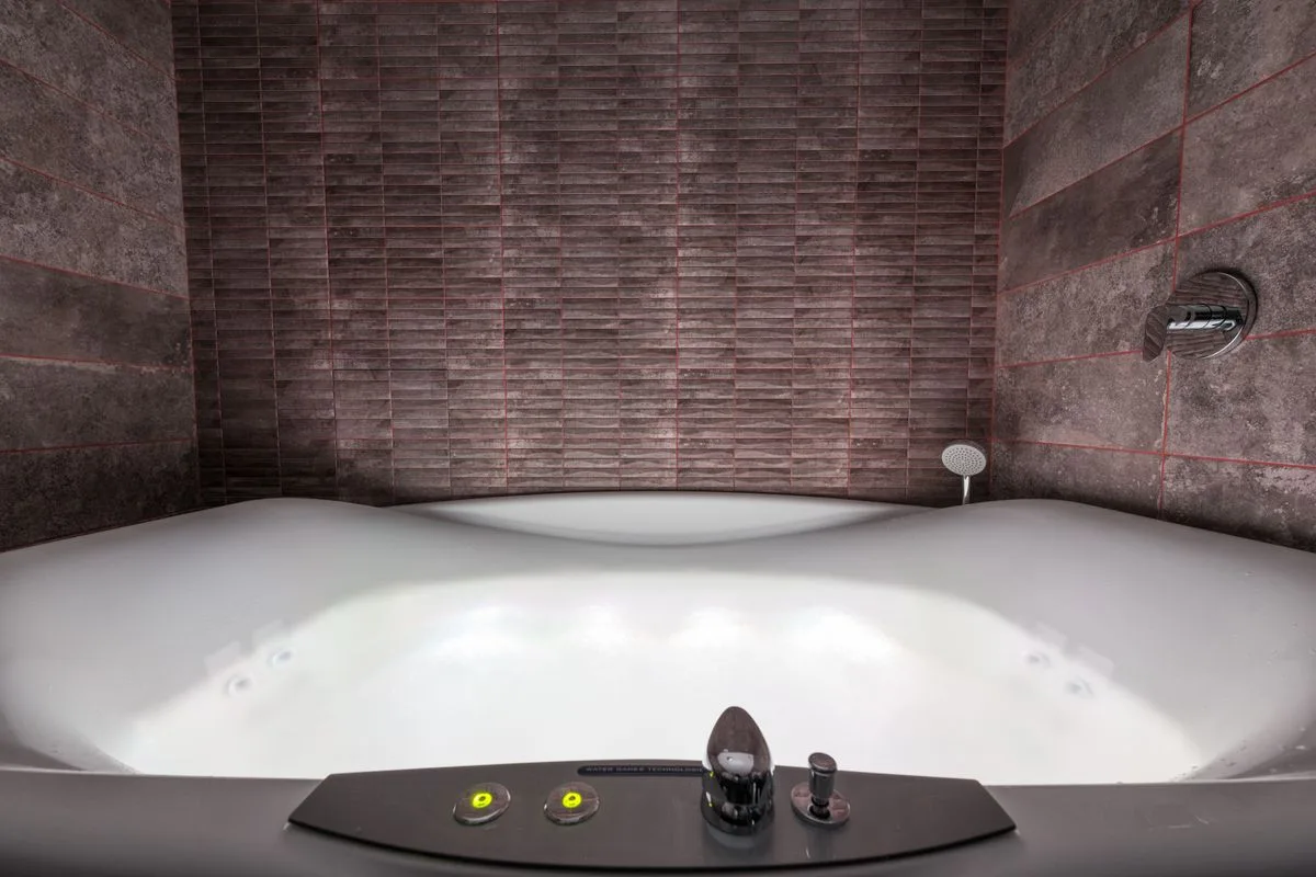 AYANA Resort Bali - Hotel with Bathtub in Bali