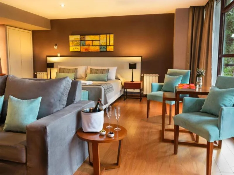 Boutique Hotel & Spa Bosque del Nahuel - Hotel with Bathtub in Bariloche