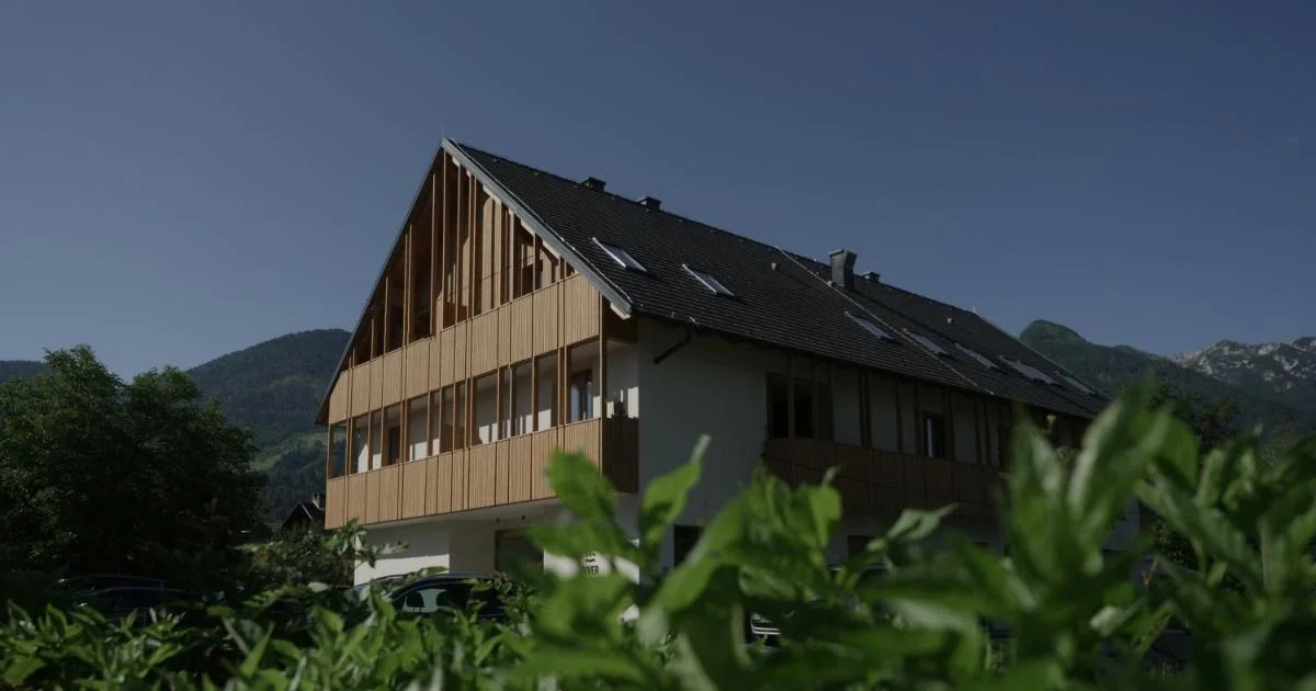 Bohinj River House Spa&Sport - Hotel with Bathtub in Bled