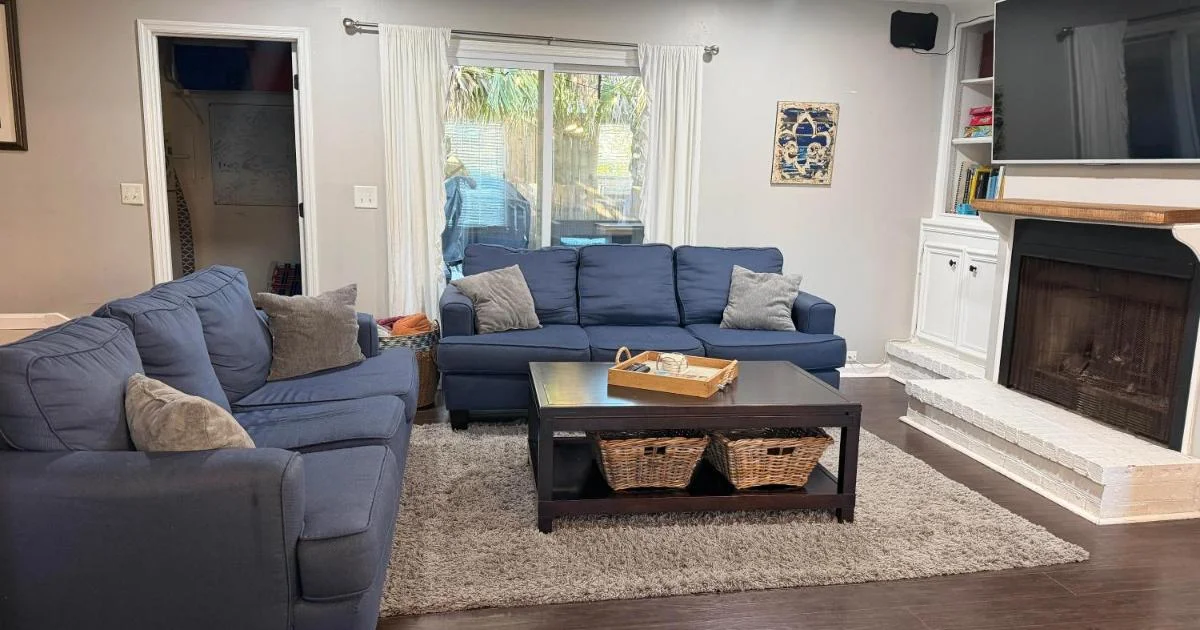 Full townhouse near Shem Creek & Downtown with Hot Tub - Hotel with Bathtub in Charleston