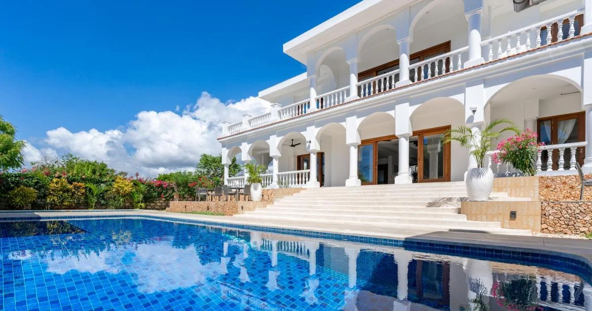 Villa Branca Diani Boutique Luxury & Personalized Service - Hotel with Bathtub in Diani Beach