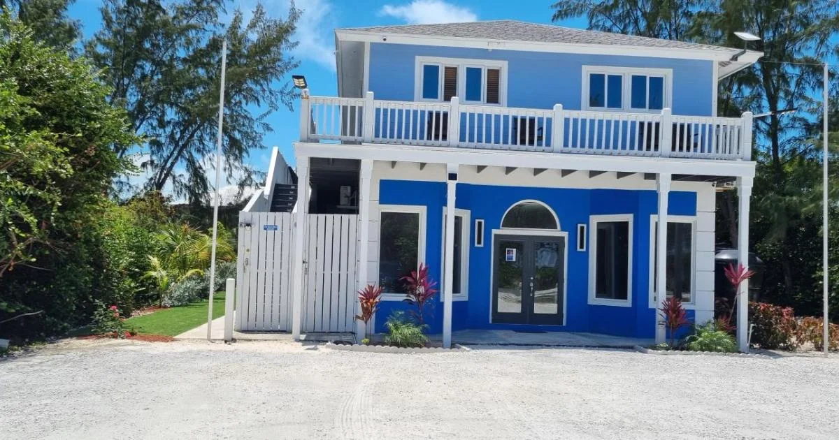 Sheer Bliss Apt 5 - Hotel with Bathtub in Exuma