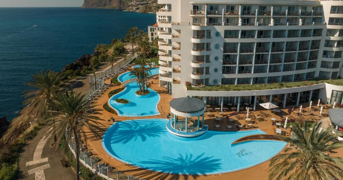 Pestana Grand Ocean Resort Hotel - Hotel with Bathtub in Funchal