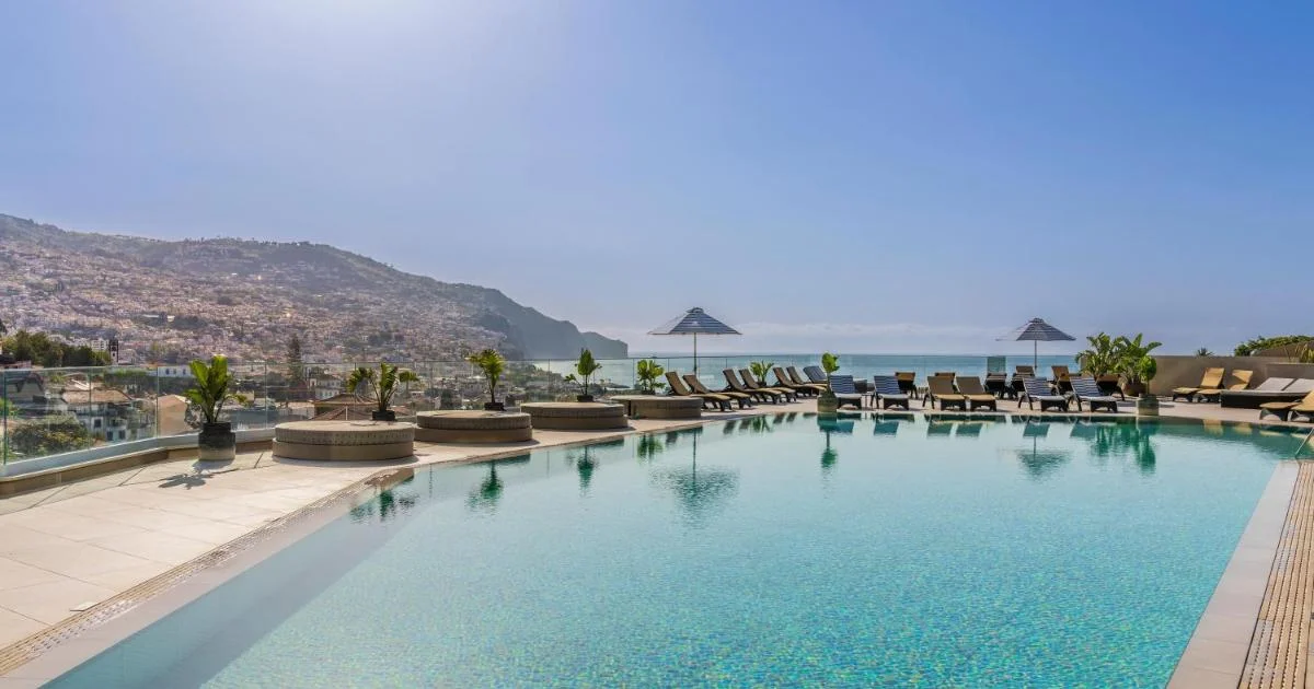 The Views Baia - Hotel with Bathtub in Funchal