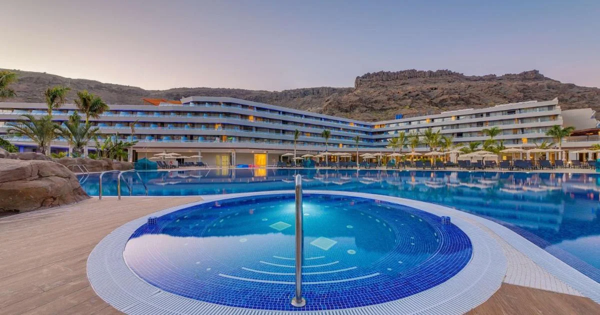 Radisson Blu Resort & Spa, Gran Canaria Mogan - Hotel with Bathtub in Gran Canaria
