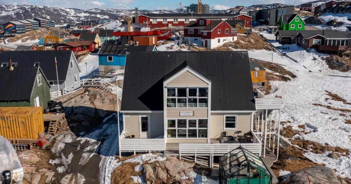 Hotels in Ilulissat with Bathtub