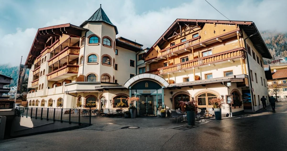 Alpinresort Stubaierhof 4S - Hotel with Bathtub in Innsbruck