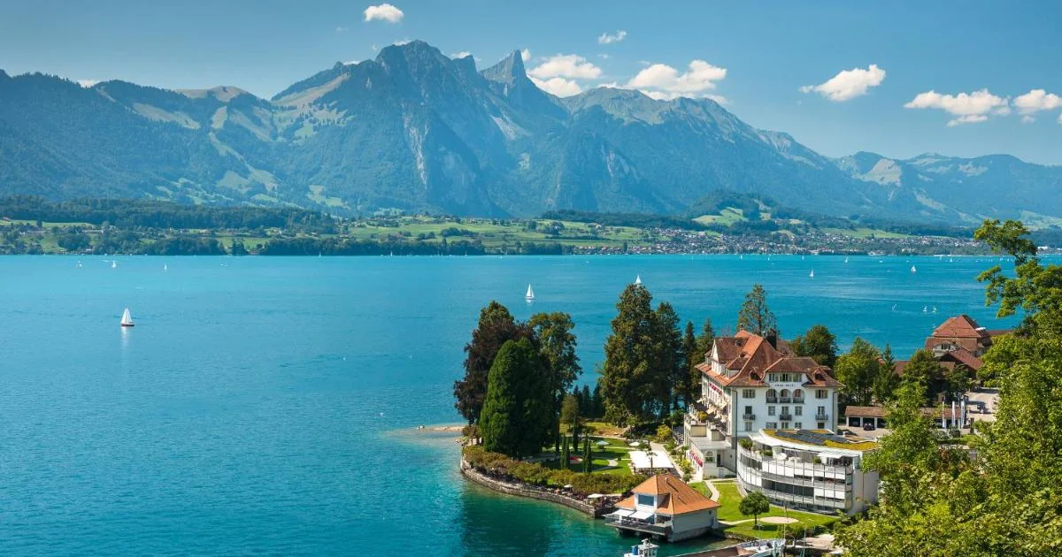 Parkhotel Gunten Lake & Spa - Hotel with Bathtub in Interlaken