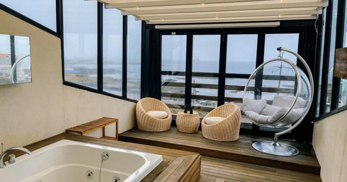 Farms Village - Hotel with Bathtub in Jeju