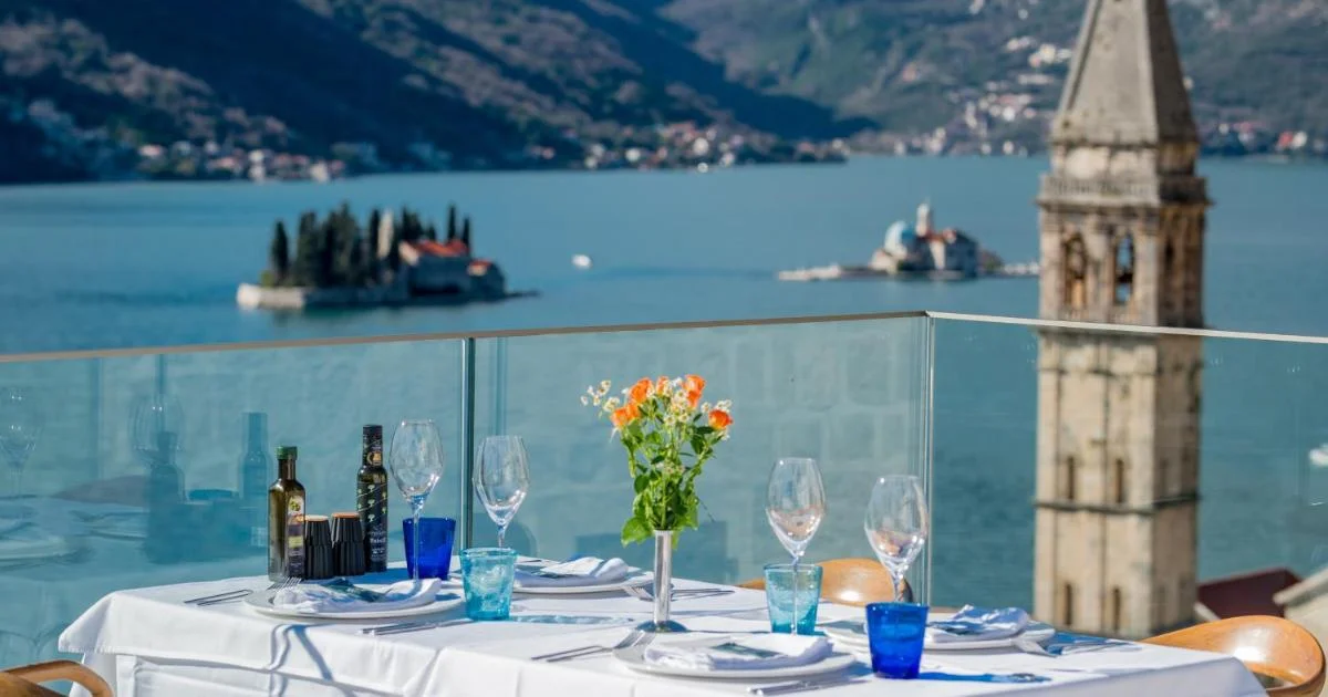 Santa Boka Small Luxury Hotels of the World - Hotel with Bathtub in Kotor