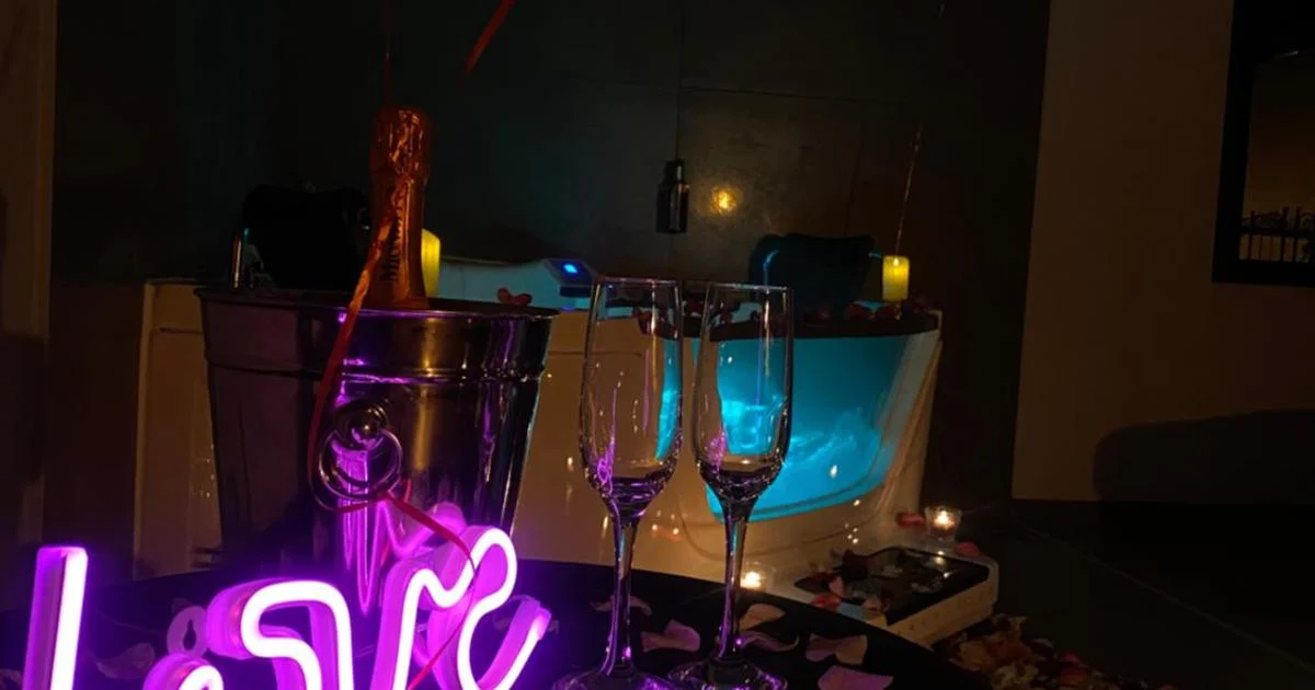 Jacuzzi & Relax by Leo Apartments Old Town - Hotel with Bathtub in Krakow